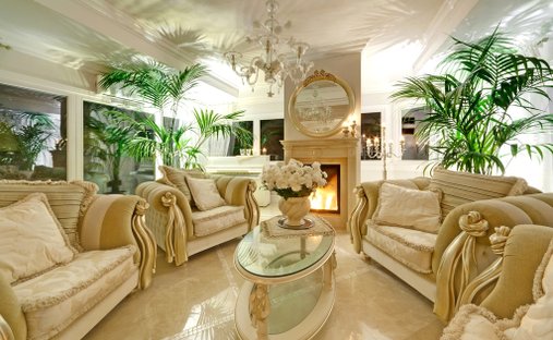 Villa in Saint-Jeannet, Provence-Alpes-Côte d'Azur, France 1