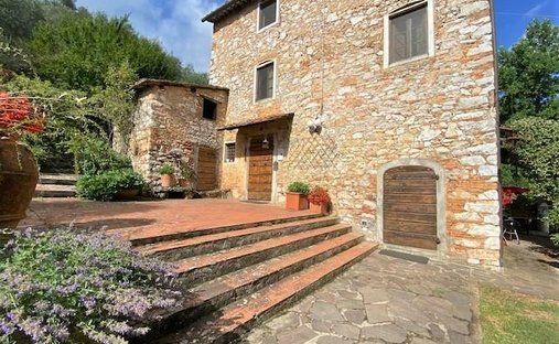 Farm Ranch in Heilige Maria del Giudice - San Lorenzo a Vaccoli, Lucca, Toskana 1