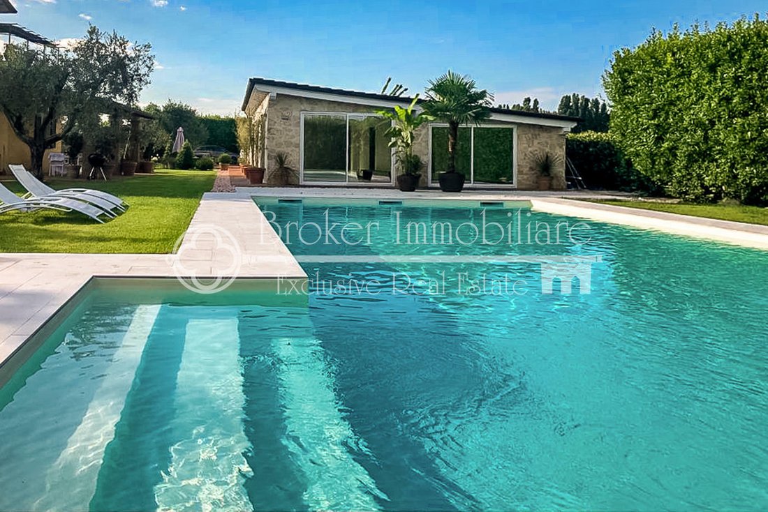 Villa en Marina di Pietrasanta, Toscana, Italia 3 - 11691635