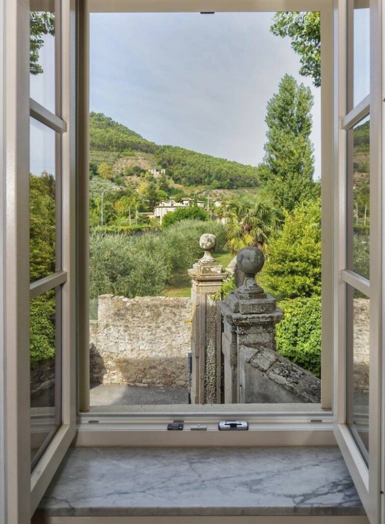 Whispers of Tuscany: A Timeless Stone Haven in Capannori’s Golden Hills