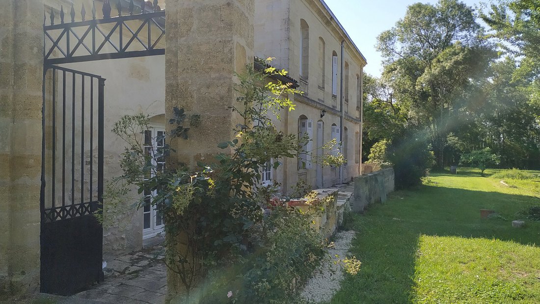 House in Cadaujac, Nouvelle-Aquitaine, France 1 - 11693324