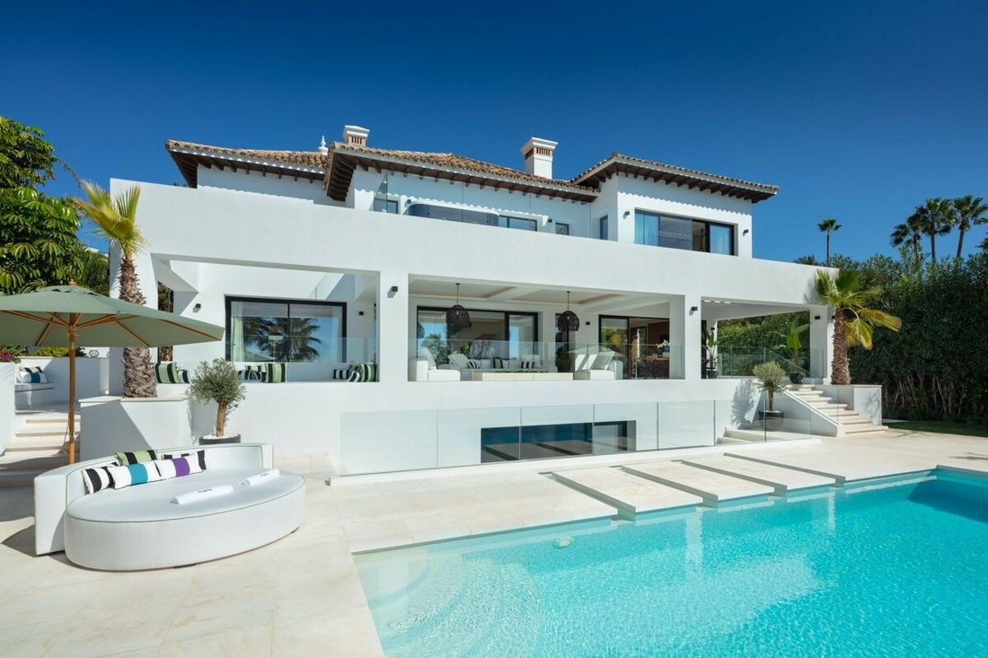 Sophisticated Modern Villa In The Heart Of Nueva In Marbella, Andalusia 