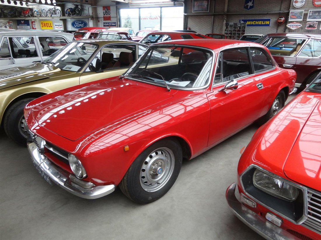 Coupe in De Lier, South Holland, Netherlands 1 - 11700951
