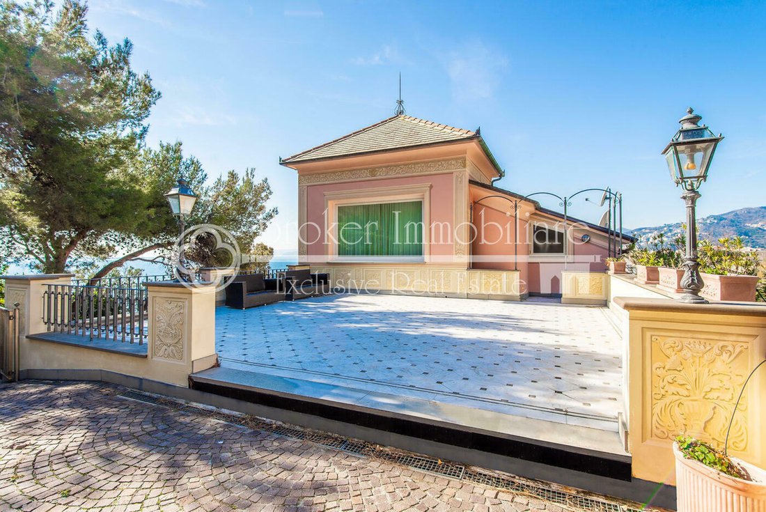 Villa en Savona, Liguria, Italia 2 - 11710854