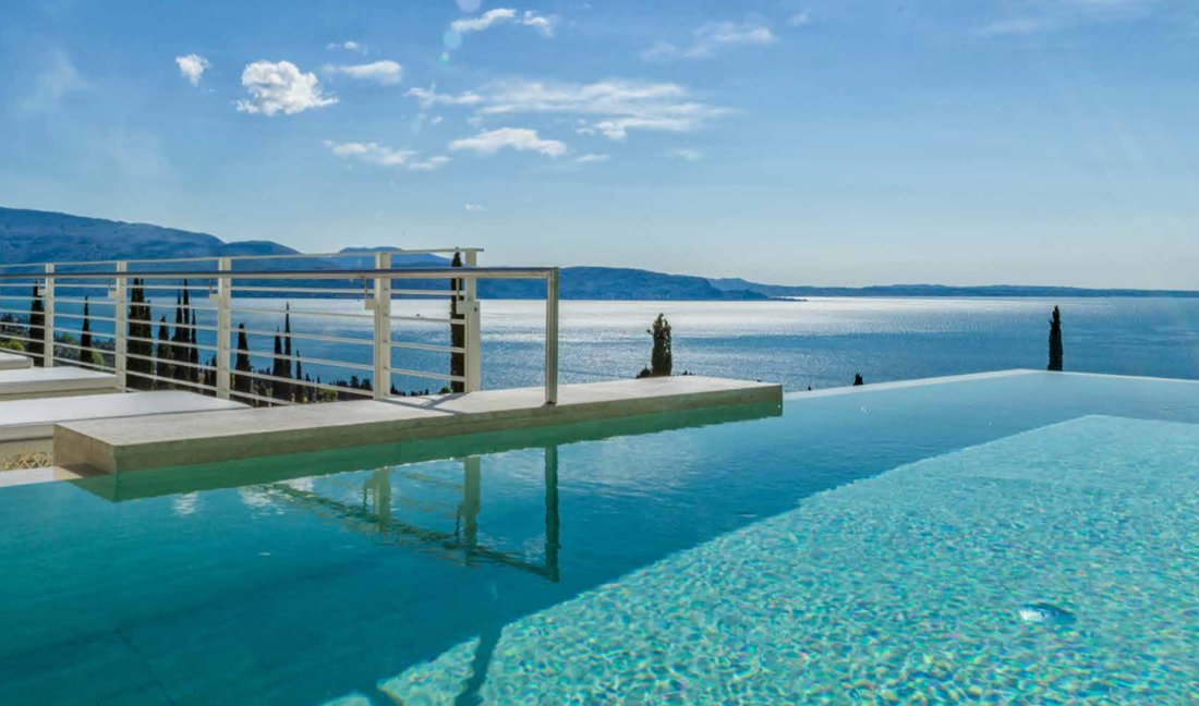 Italy, Lake Garda, Villa For Sale In In Gardone Riviera, Lombardy