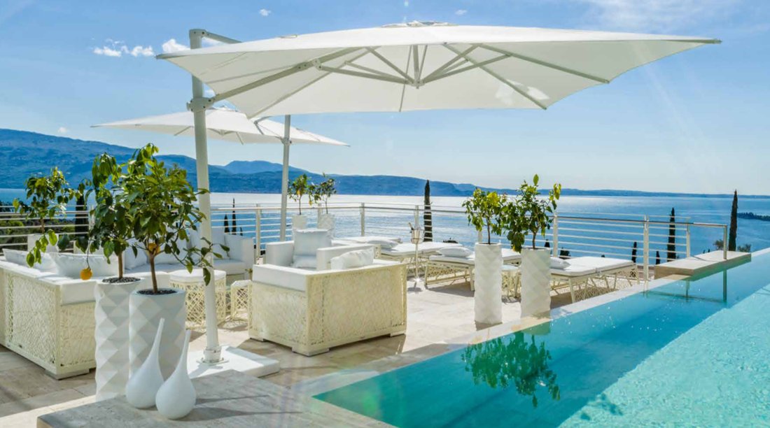 Italy, Lake Garda, Villa For Sale In In Gardone Riviera, Lombardy