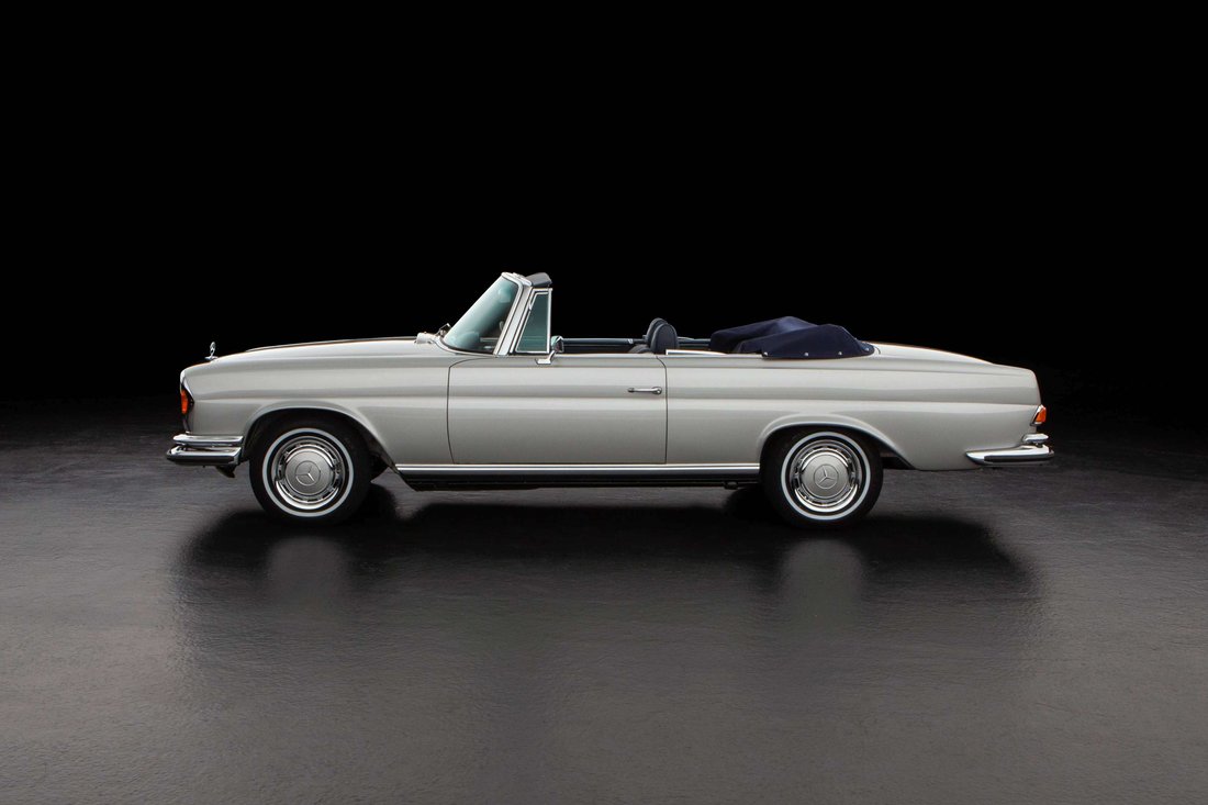 Cabriolet in Böblingen, Baden-Württemberg, Germany 4 - 11711261