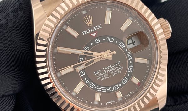 Rolex Sky-Dweller 326235-0005 Everose Gold Chocolate Dial with Oysterflex Bracelet (11176418)