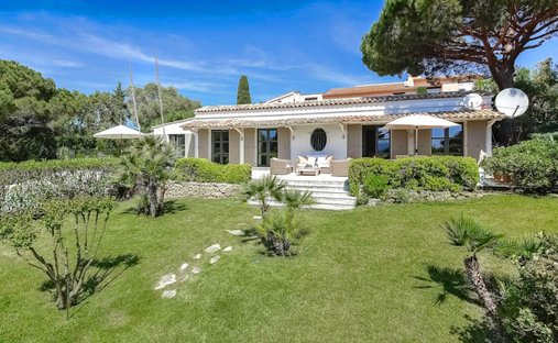 Villa in Saint-Tropez, Provence-Alpes-Côte d'Azur, France 1