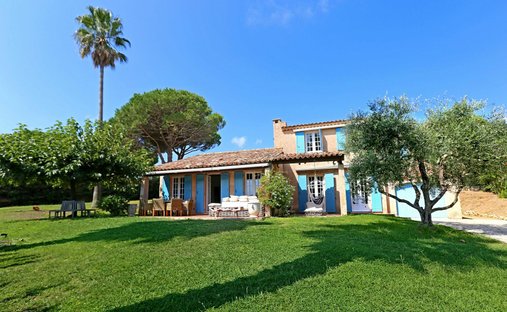 Villa in Saint-Tropez, Provence-Alpes-Côte d'Azur, France 1