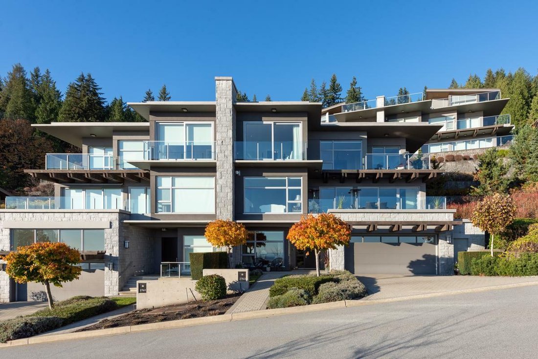 House in West Vancouver, British Columbia, Canada 1 - 11715375