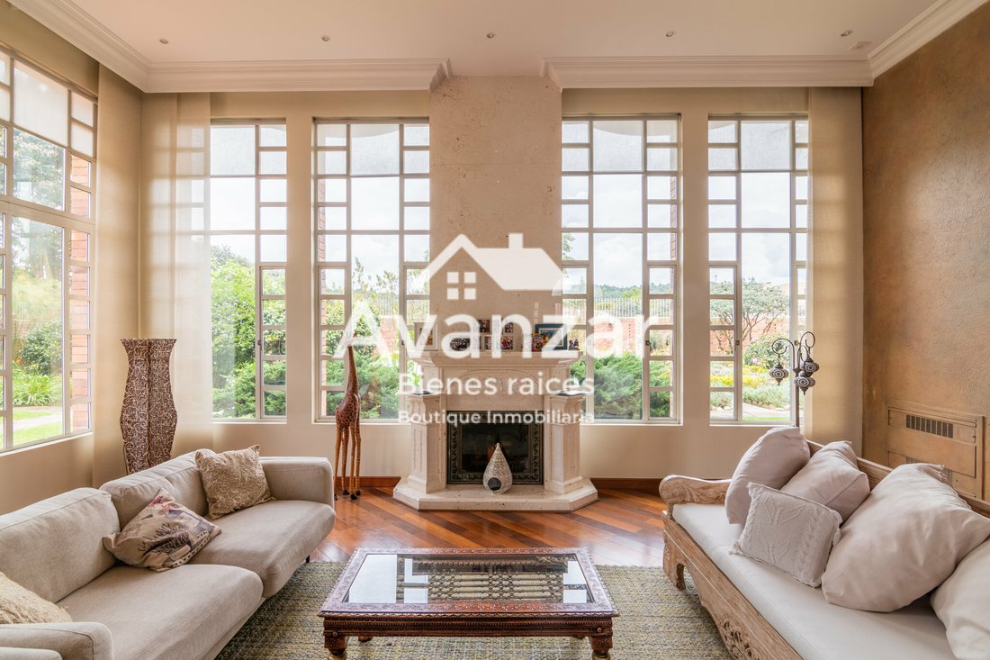 Magnificent House In One Of The Best Neighborhoods In Bogota, Bogotá, Colombia For Sale (11717727)