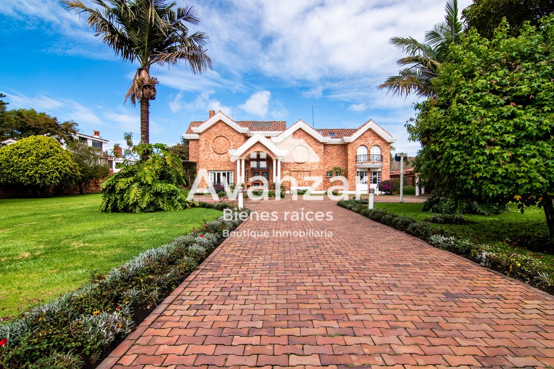 Magnificent House In One Of The Best Neighborhoods In Bogota, Bogotá