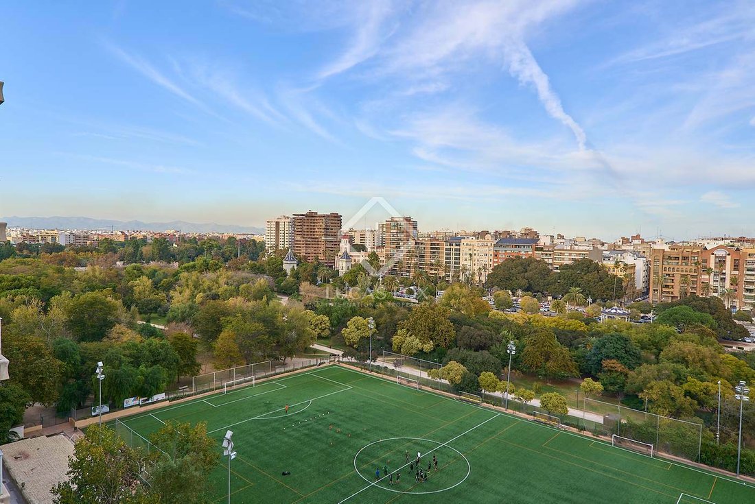 Valencia Apartment In Valencia, Valencian Community, Spain For Sale