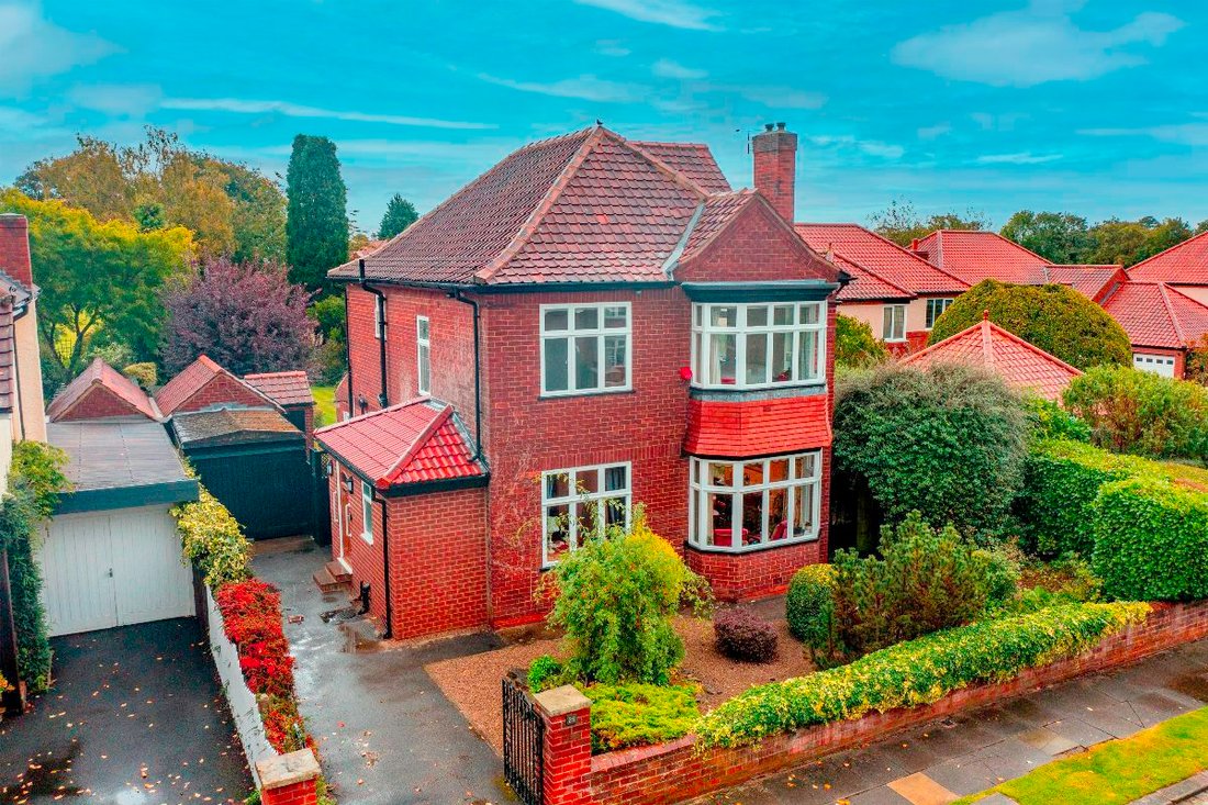 A True West End Location With Beautiful In Darlington, England, United