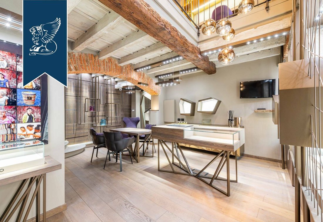 Edificio De Lujo En Brera, Centro De Milán En Milán, Lombardía, Italia