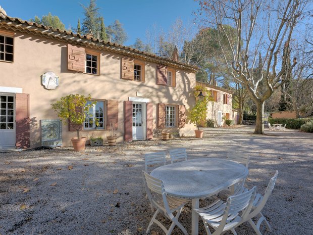 House in Aix-en-Provence, Provence-Alpes-Côte d'Azur, France 1