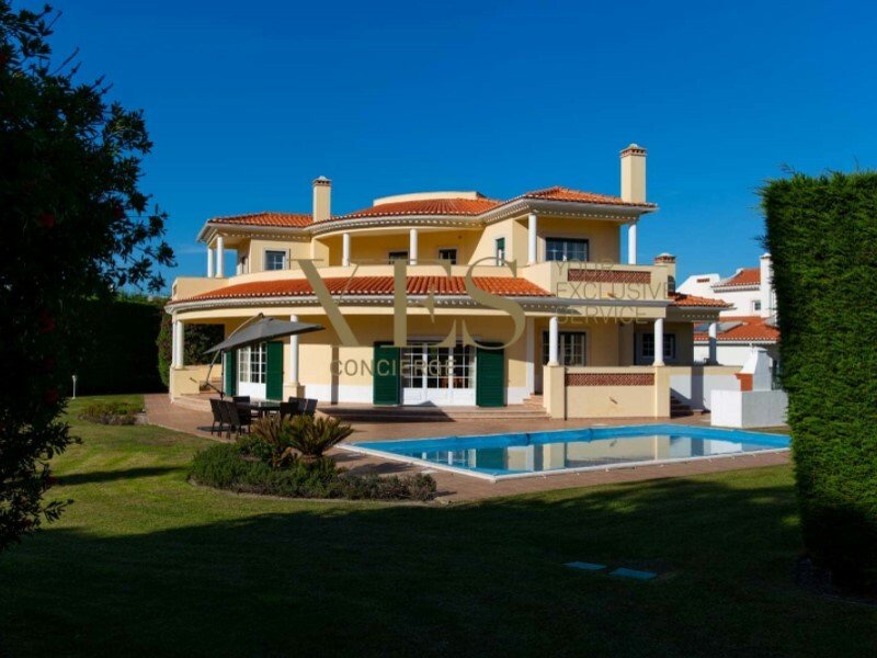 Fabulous 4 Bedroom Villa On A 2000 Sq M In Amoreira, Leiria District, Portugal For Sale (10560636)