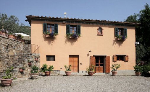 Luxury homes with vineyard / winery for sale in Castiglion Fiorentino ...