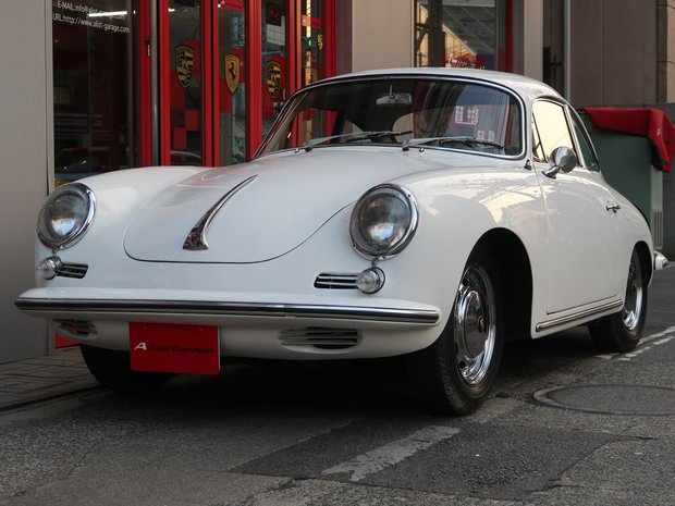 1961 Porsche 356 rwd in Shinagawa city, Japan 1