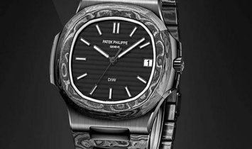 DiW Carbon Patek Philippe Nautilus 5711 BLACK GRAIL G-BLUE (Retail:EUR  179.990)