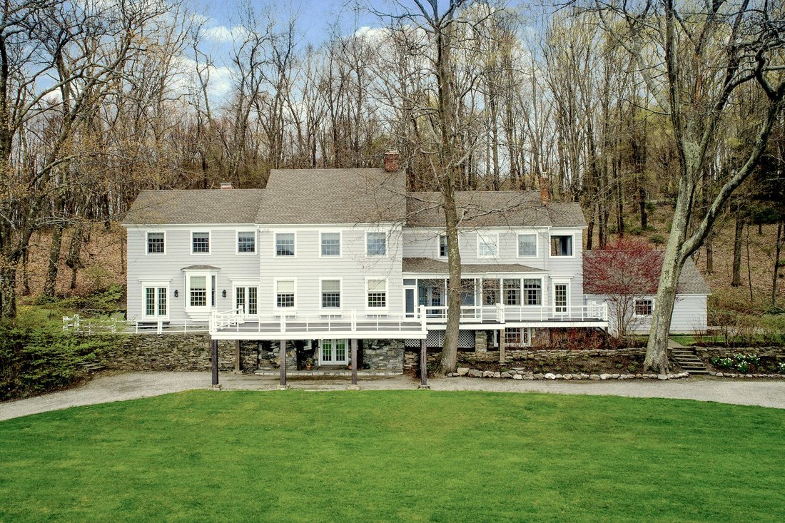 Tweenbrooks In Wassaic, New York, United States For Sale (11727715)