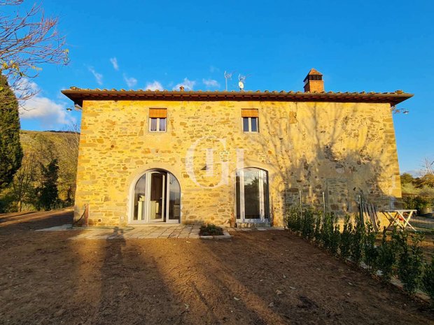 Villa in Loro Ciuffenna, Tuscany, Italy 1