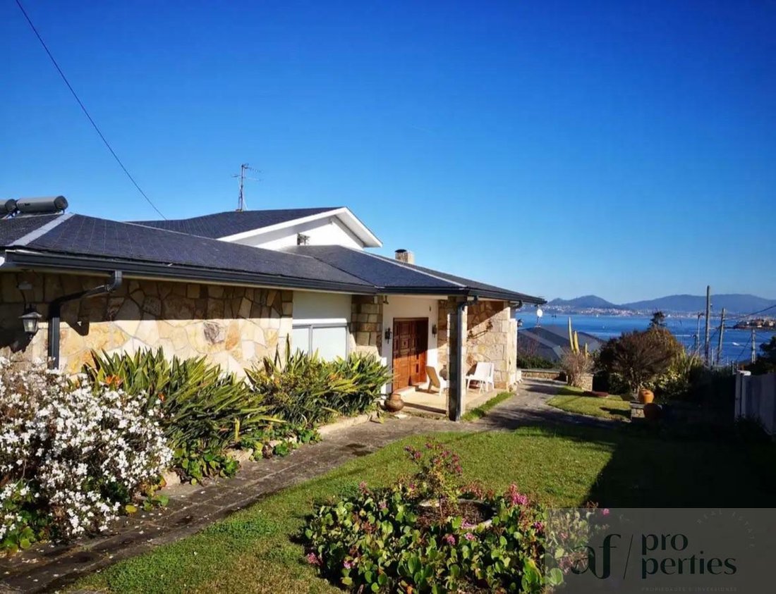 Vigo Chalet In Vigo, Galicia, Spain For Sale (11730082)