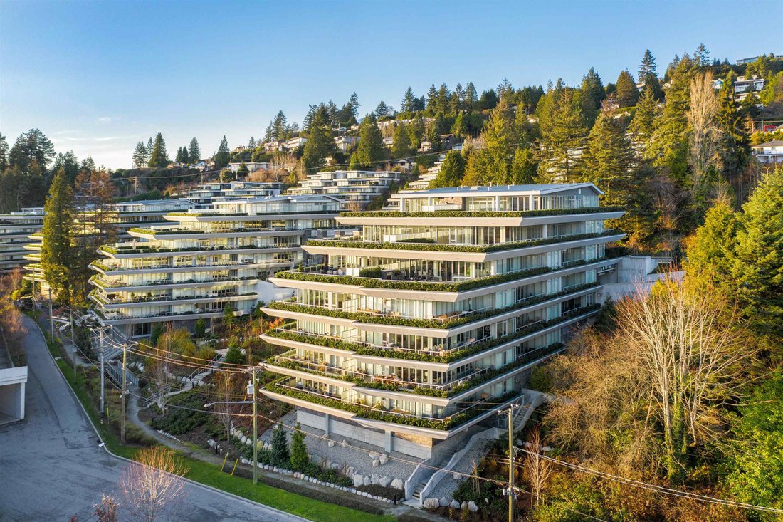 Apartment in West Vancouver, British Columbia, Canada 1 - 11731363