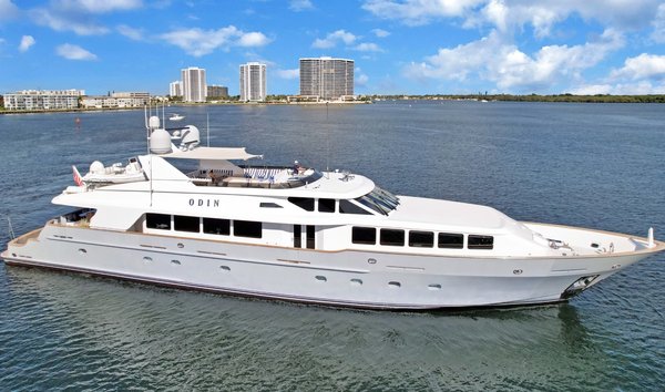 ODIN 125' (38.10m) Trinity Raised Pilothouse 2001/2021 (11734543)