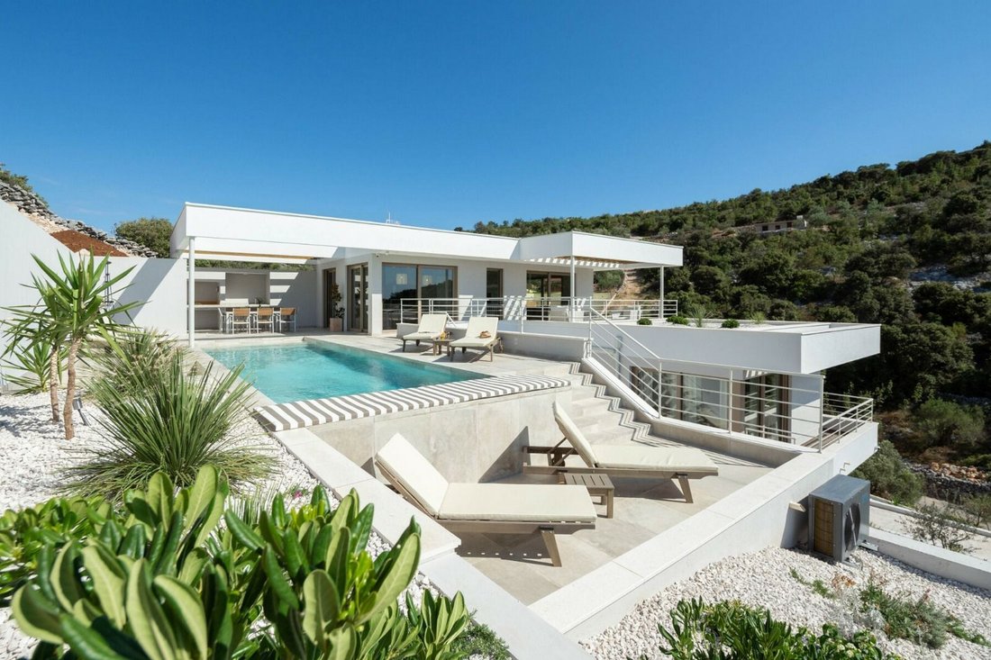 House in Rogoznica, Sibenik-Knin County, Croatia 2 - 11735611