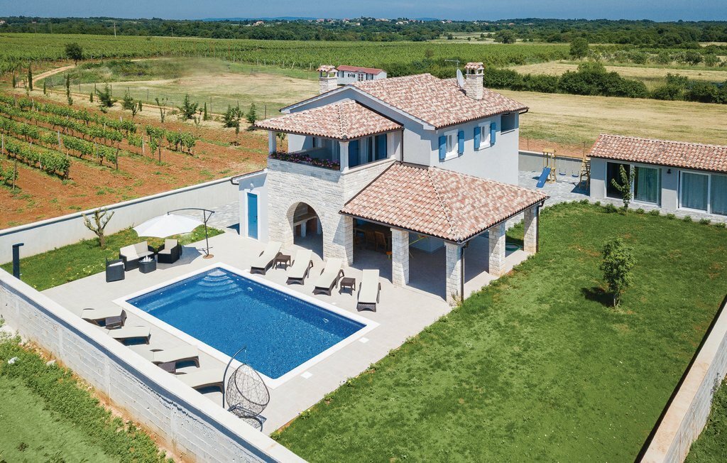 Pula Region House In Pula, Istria County, Croatia For Sale (11735641)