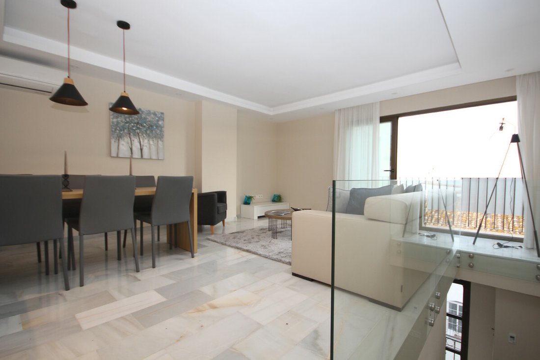 Apartment in Puerto Banús, Andalusia, Spain 1 - 10852252