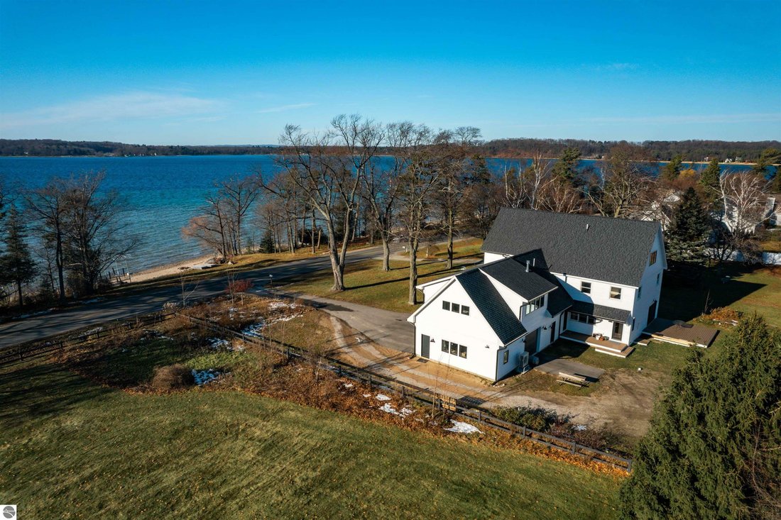 Exquisite Home On Two Acres In Traverse City, Michigan, United States