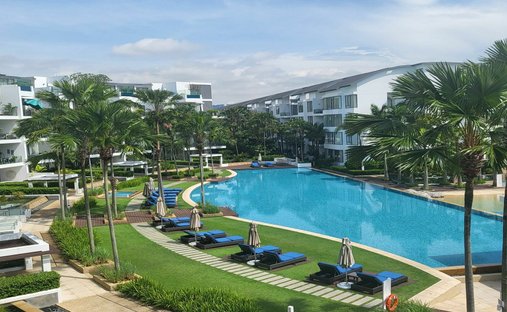 Condo in Singapore, Singapore 1