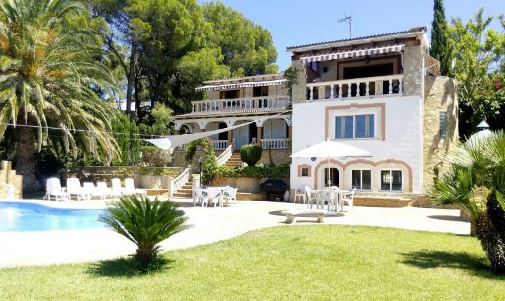 Santa Ponsa Villa In Santa Ponça, Balearic Islands, Spain For Sale
