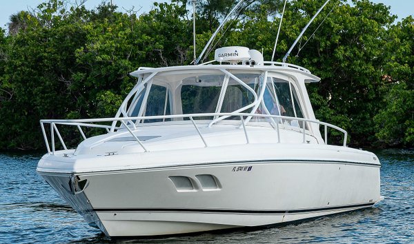 Intrepid 390 Sport Yacht (11743662)