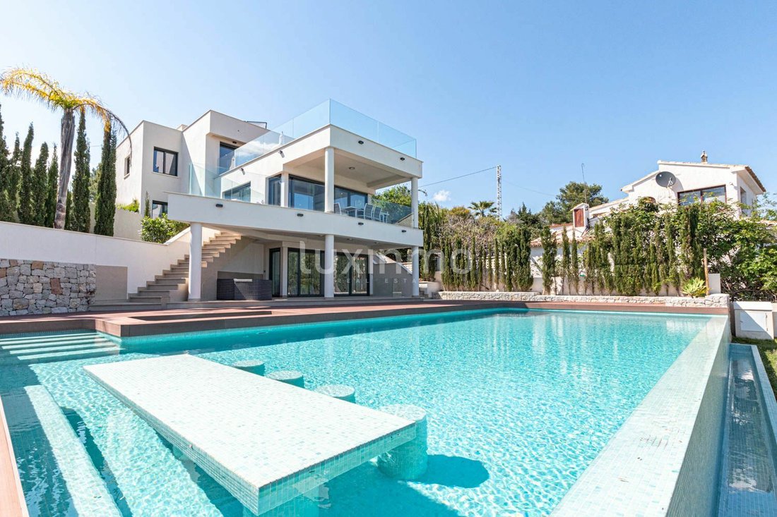 Benissa Detached House In Benissa, Valencian Community, Spain For Sale