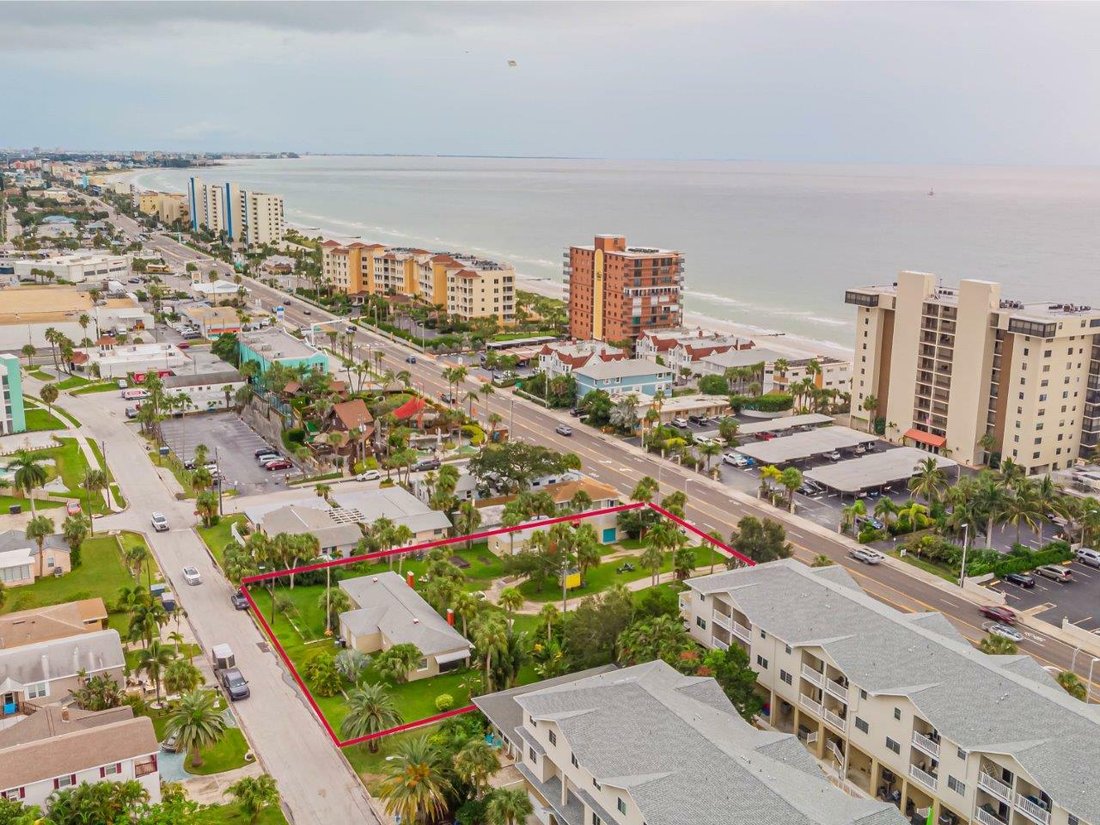 5 Bedrooms Townhouse In Madeira Beach, Florida, United States For Sale