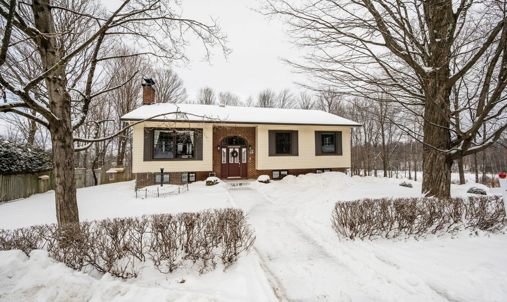 Lac Brome, Qc In Knowlton, Quebec, Canada For Sale (11762437)