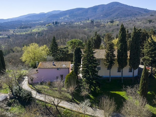 Luxury villas for sale in Rignano sull'Arno, Tuscany, Italy | JamesEdition