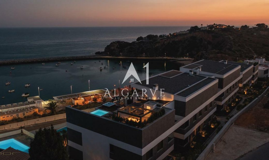 Anuncios por A1 ALGARVE LUXURY REAL ESTATE Portugal JamesEdition