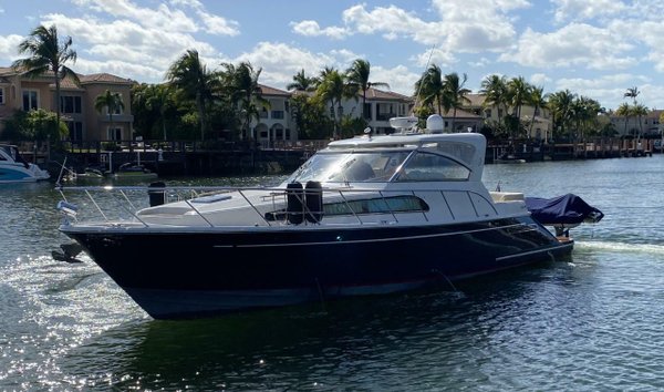 Yachts - 9 Chris Craft for sale on JamesEdition