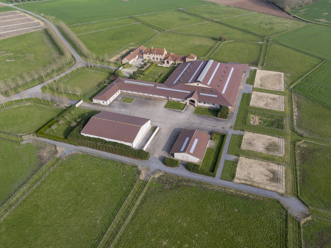 Luxurious Horse Stud Farm On 13 Ha In Langemark Poelkapelle Flanders luxurious-horse-stud-farm-on-13-ha-in-langemark-poelkapelle-flanders