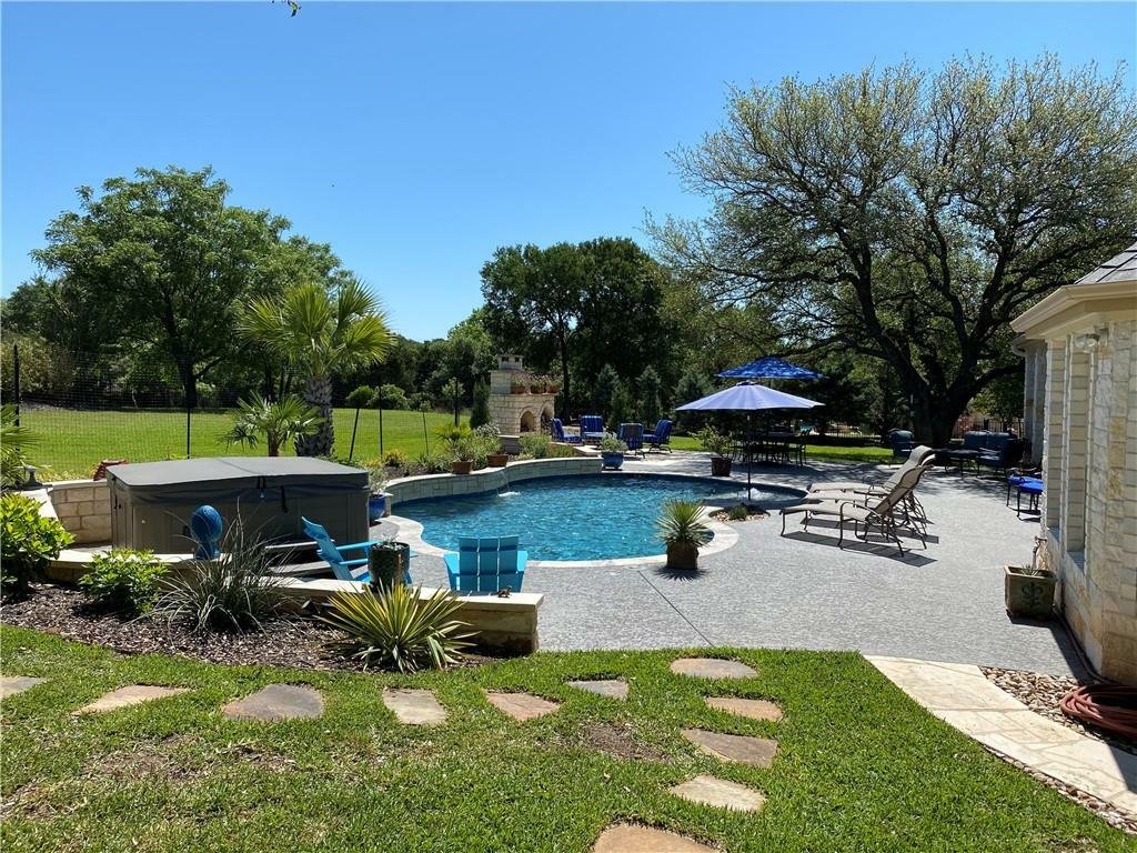 4 Bedrooms Single Family Detached In Texas, United States