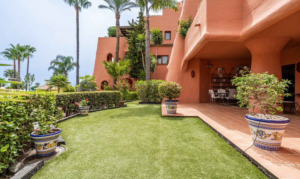 Estepona Ground Floor Apartment In Estepona, Andalusia, Spain For Sale