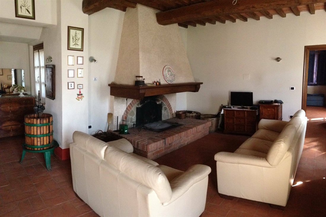 Borgo a Buggiano, Tuscany, Italy 1 - 11773313