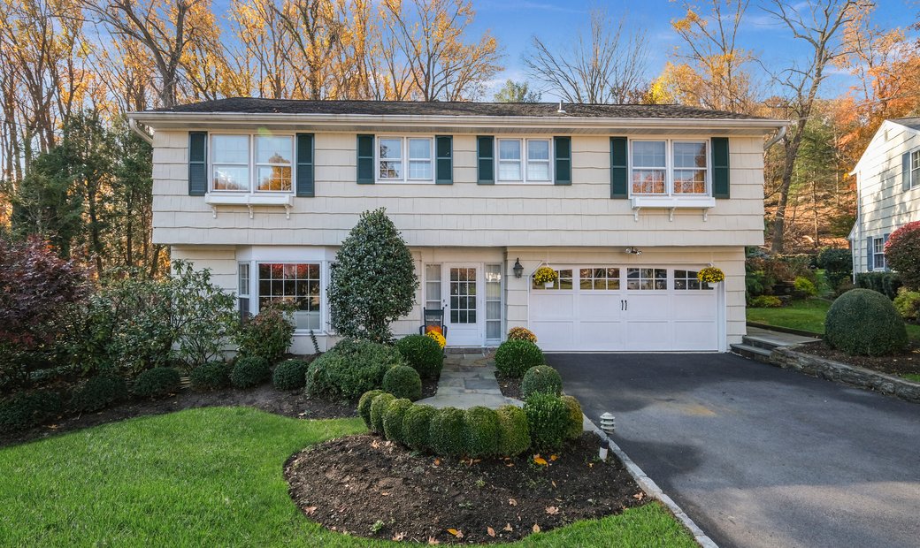 22 Loewen Domstol I Rye, New York, Usa Till Salu (11775327)