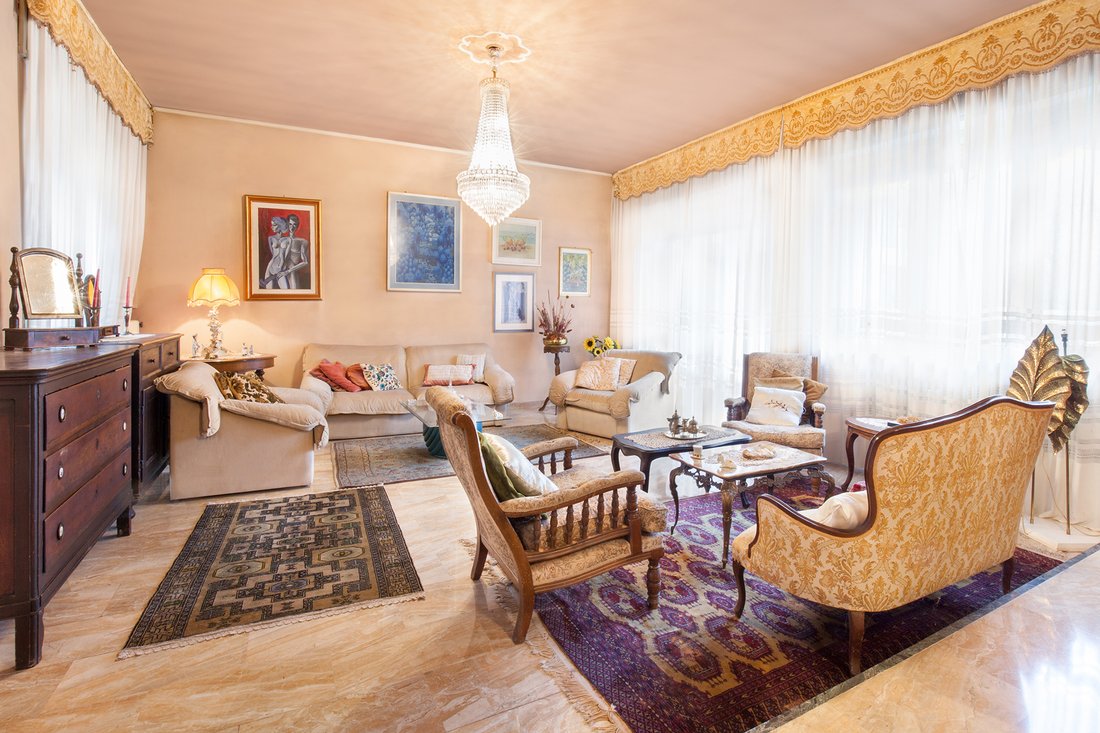 Villa in Bardolino, Veneto, Italy 3 - 11617786