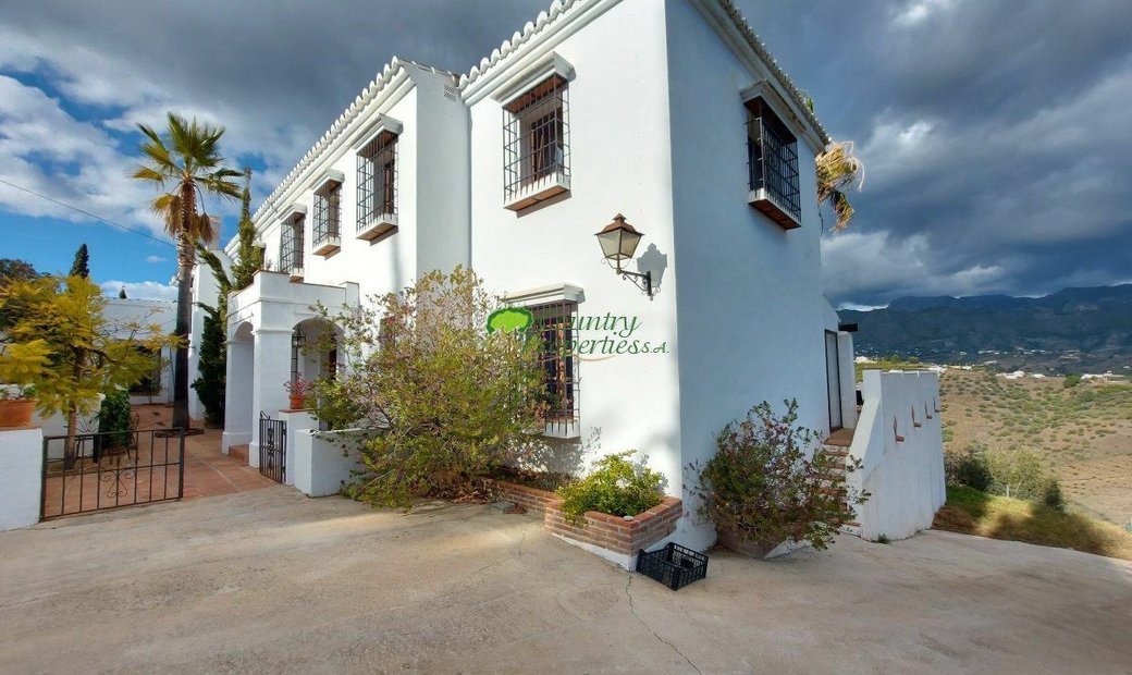Torrox Country House In Torrox, Andalusia, Spain For Sale (11777668)